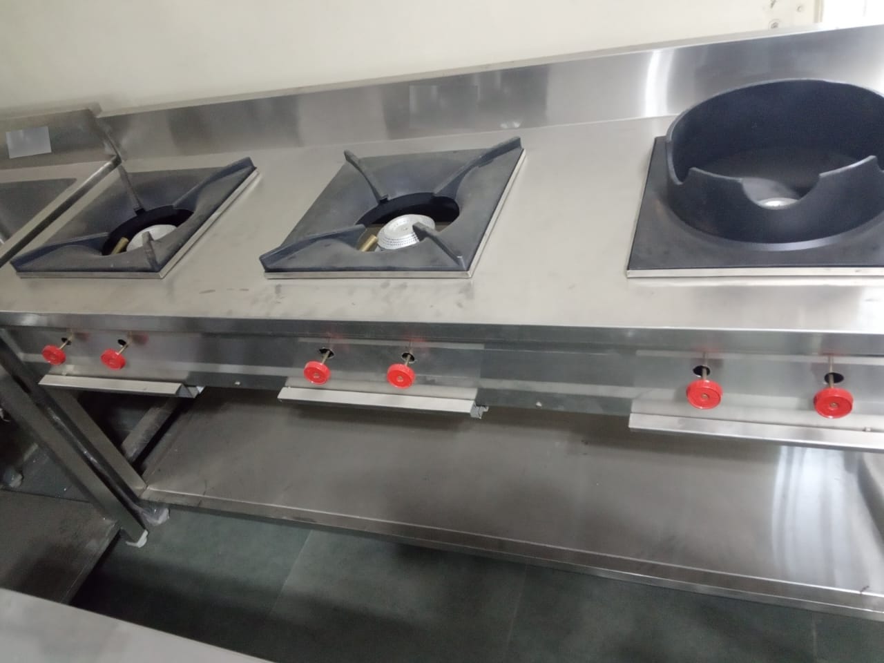 Three Range Cooking Burner